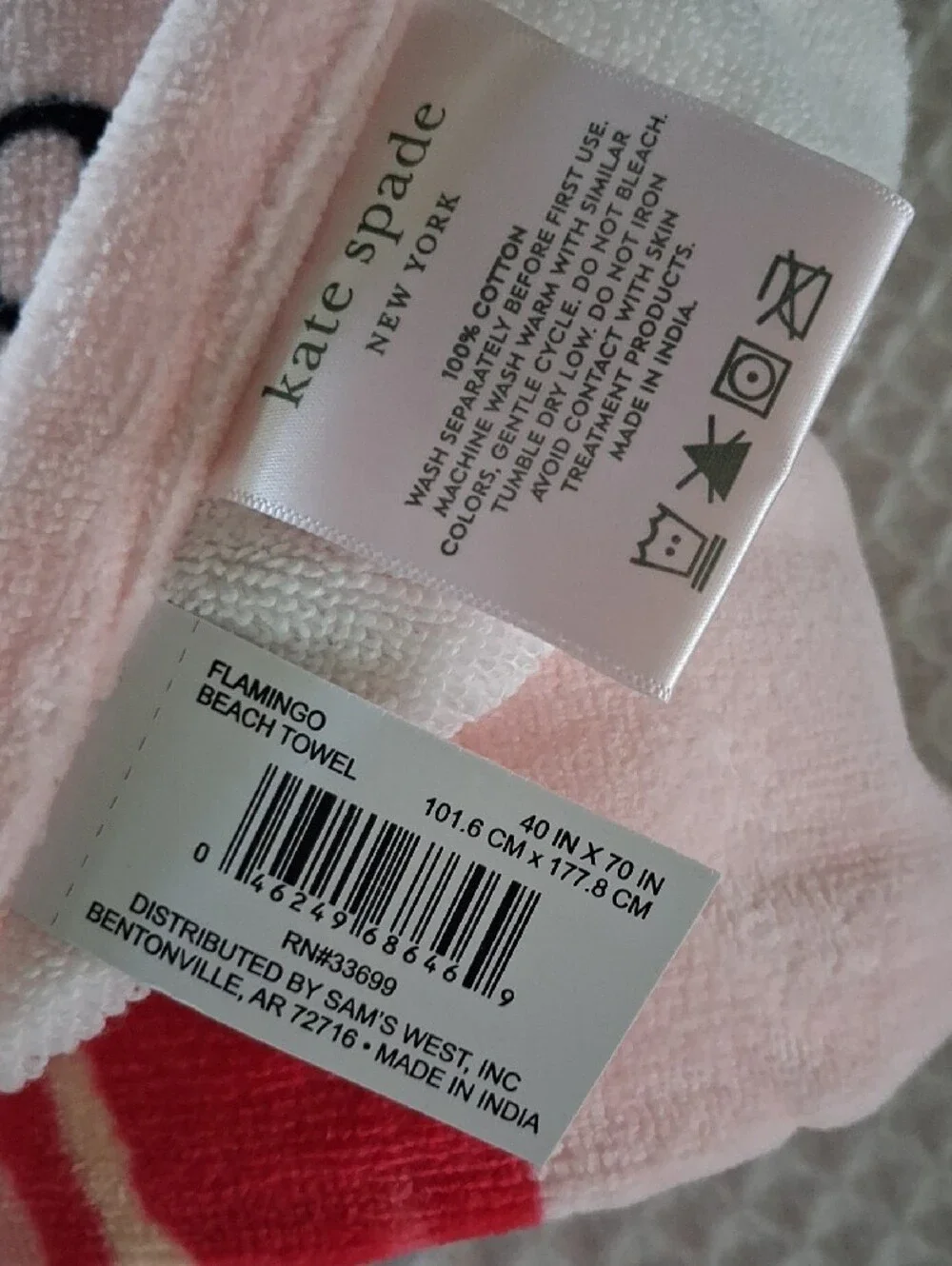 Kate Spade Pink Flamingo Oversized Beach Towel with Red Flamingo Accents 40x70
